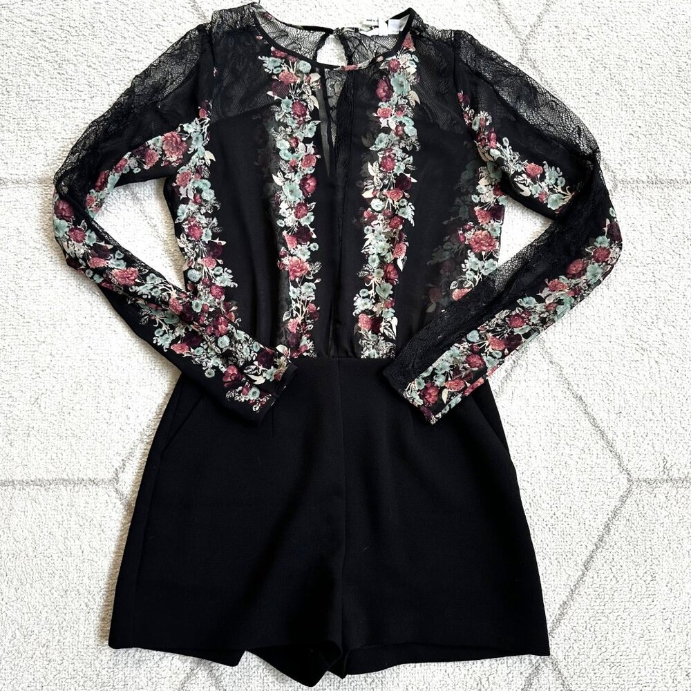 BCBGeneration Lace Long Sleeve Partian Open Back Floral Pattern Romper Sz 2